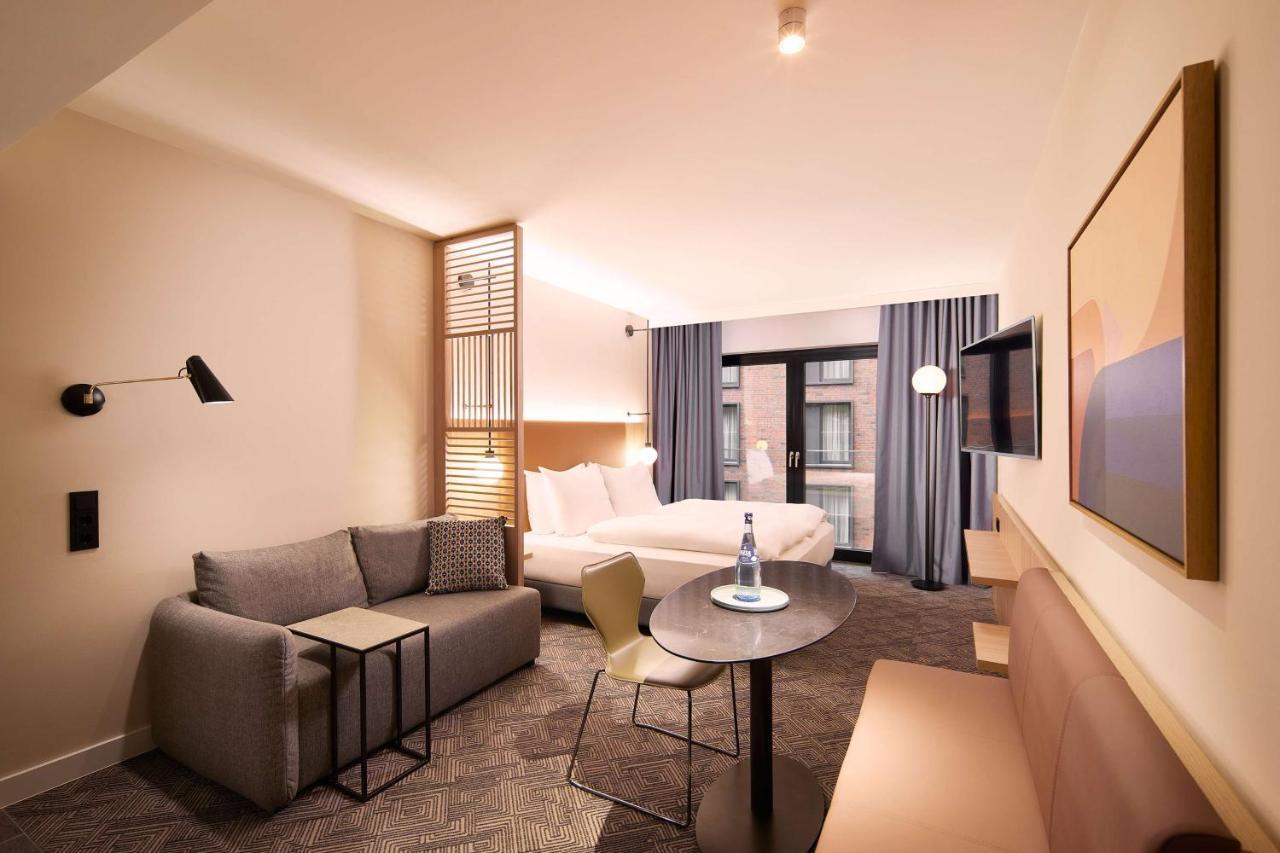 Adina Apartment Hotel Dusseldorf Exterior photo